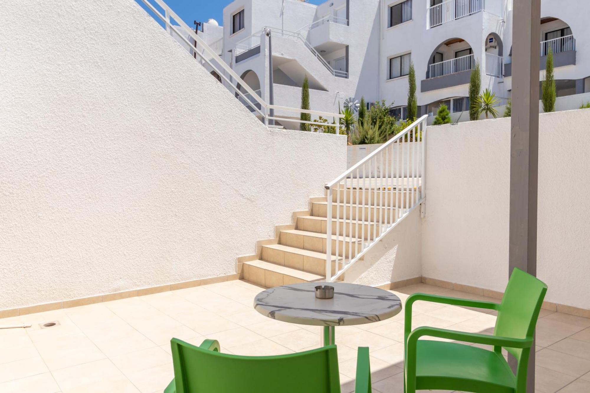 Leucolla Hill & Sea Apartment Protaras Ruang foto